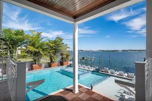 110 10th St S, Bradenton Beach, FL 34217 - Photo 30
