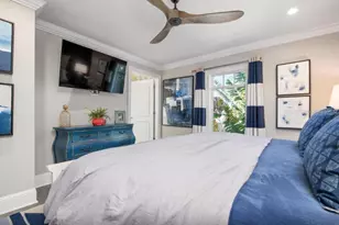 110 10th St S, Bradenton Beach, FL 34217 - Photo 20