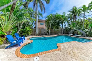 2111 Avenue B, Bradenton Beach, FL 34217 - Photo 2