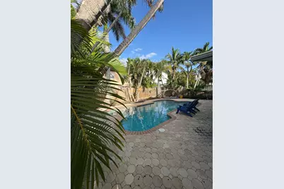 2111 Avenue B, Bradenton Beach, FL 34217 - Photo 30