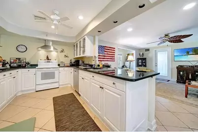 705 Whitfield Avenue, Sarasota, FL 34243 - Photo 4