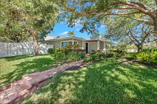 140 S Boulevard of the Presidents, Sarasota, FL 34236 - Photo 36