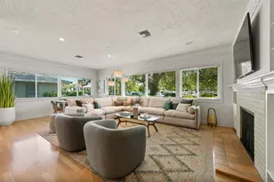 140 S Boulevard of the Presidents, Sarasota, FL 34236 - Photo 6