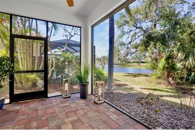 5013 Hanging Moss Lane, Sarasota, FL 34238 - Photo 18