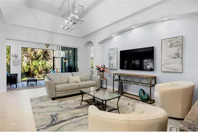 5013 Hanging Moss Lane, Sarasota, FL 34238 - Photo 10