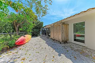 5507 Contento Dr, Sarasota, FL 34242 - Photo 40
