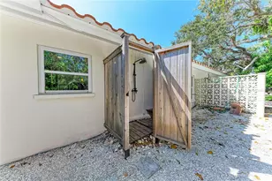 5507 Contento Dr, Sarasota, FL 34242 - Photo 40