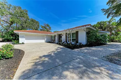 5507 Contento Drive, Sarasota, FL 34242 - Photo 8