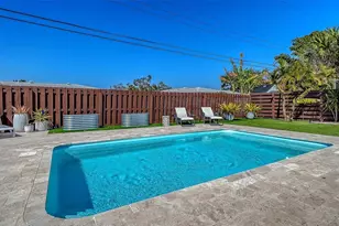 6802 Roxbury Dr, Sarasota, FL 34231 - Photo 32