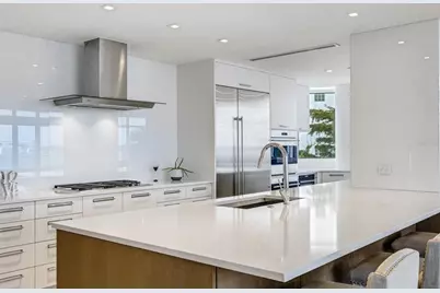 280 Golden Gate Point #200, Sarasota, FL 34236 - Photo 26