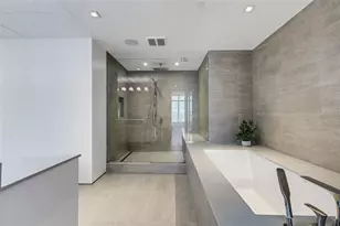 280 Golden Gate Point, Sarasota, FL 34236 - Photo 62