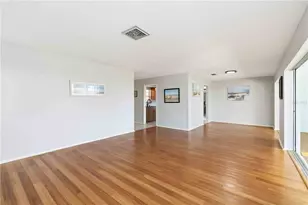 7011 9th Ave W, Bradenton, FL 34209 - Photo 6