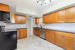 7011 9th Ave W, Bradenton, FL 34209 - Photo 12