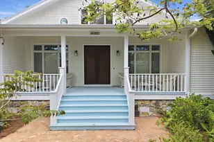 4839 Givens Ct, Sarasota, FL 34242 - Photo 2