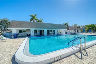 5469 Riverbluff Cir, Sarasota, FL 34231 - Photo 46