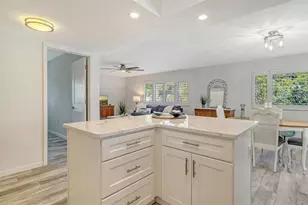 5469 Riverbluff Cir, Sarasota, FL 34231 - Photo 14