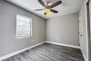 3857 Woodrow Ridge St, Sarasota, FL 34233 - Photo 12