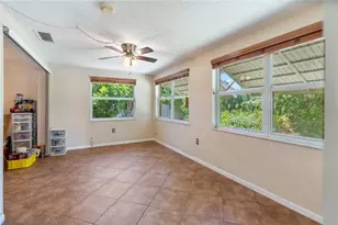 3468 Roslyn Rd, Venice, FL 34293 - Photo 16