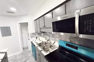 4507 9th St W, Bradenton, FL 34207 - Photo 8