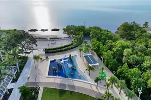 1305 4th St, Sarasota, FL 34236 - Photo 10