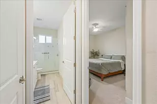 941 Crosswind Ave, Sarasota, FL 34240 - Photo 30