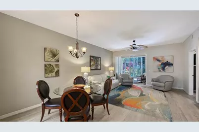 4210 Breezeway Boulevard #413, Sarasota, FL 34238 - Photo 4