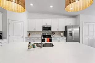 12440 Wellen Golf St, Venice, FL 34293 - Photo 12