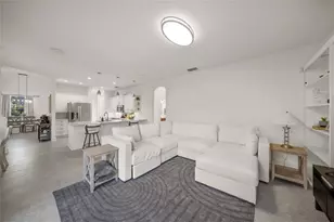 4882 Greymoss Ln, Sarasota, FL 34233 - Photo 22