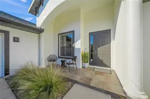 4882 Greymoss Ln, Sarasota, FL 34233 - Photo 10