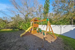 4882 Greymoss Ln, Sarasota, FL 34233 - Photo 48