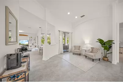 4882 Greymoss Lane, Sarasota, FL 34233 - Photo 14