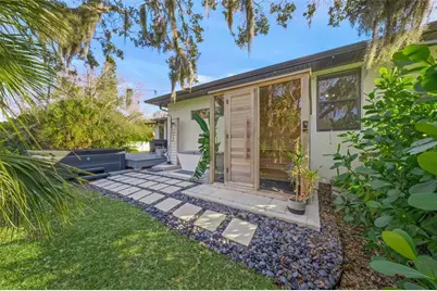 4882 Greymoss Lane, Sarasota, FL 34233 - Photo 46