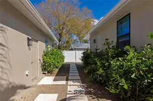 316 27th St W, Bradenton, FL 34205 - Photo 38