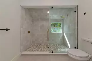 316 27th St W, Bradenton, FL 34205 - Photo 26