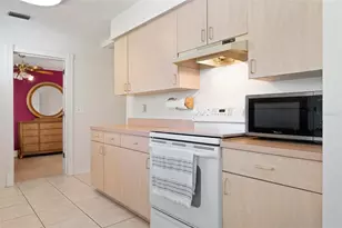 5310 Hayden Blvd, Sarasota, FL 34232 - Photo 8