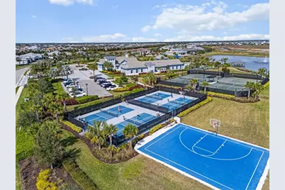 8122 Redonda Loop, Lakewood Ranch, FL 34202 - Photo 90