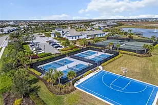 8122 Redonda Loop, Lakewood Ranch, FL 34202 - Photo 90