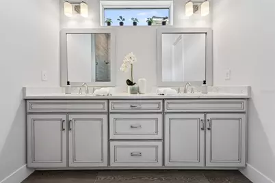 8122 Redonda Loop, Lakewood Ranch, FL 34202 - Photo 72