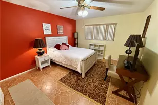 6070 80th St N, Saint Petersburg, FL 33709 - Photo 26