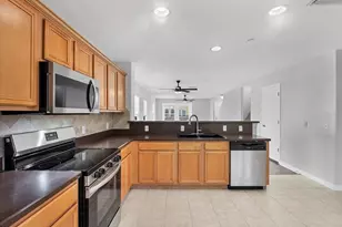 8717 Spruce Hills Ct, Lakewood Ranch, FL 34202 - Photo 16