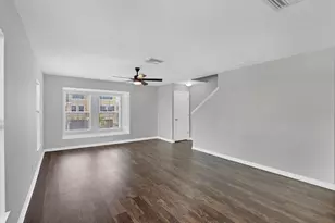 8717 Spruce Hills Ct, Lakewood Ranch, FL 34202 - Photo 8