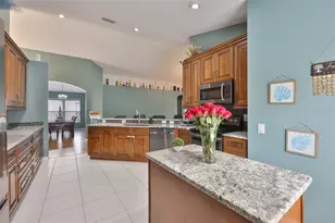 8130 Alamosa Wood Ave, Ruskin, FL 33573 - Photo 16