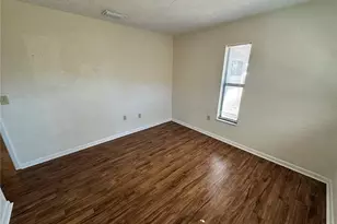 1408 27th St W, Bradenton, FL 34205 - Photo 8