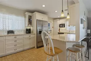 1904 31st St W, Bradenton, FL 34205 - Photo 12