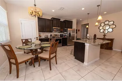 3207 Oriole Drive #104, Sarasota, FL 34243 - Photo 8