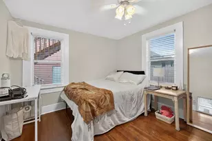 1017 8th St N, Saint Petersburg, FL 33701 - Photo 6