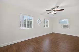 1017 8th St N, Saint Petersburg, FL 33701 - Photo 16