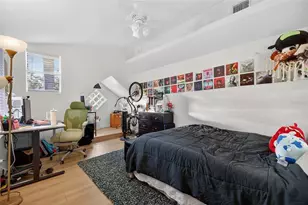 1017 8th St N, Saint Petersburg, FL 33701 - Photo 12