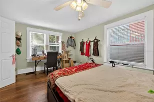 1017 8th St N, Saint Petersburg, FL 33701 - Photo 8