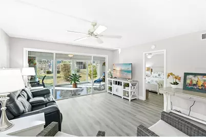 600 Manatee Avenue #116, Holmes Beach, FL 34217 - Photo 10